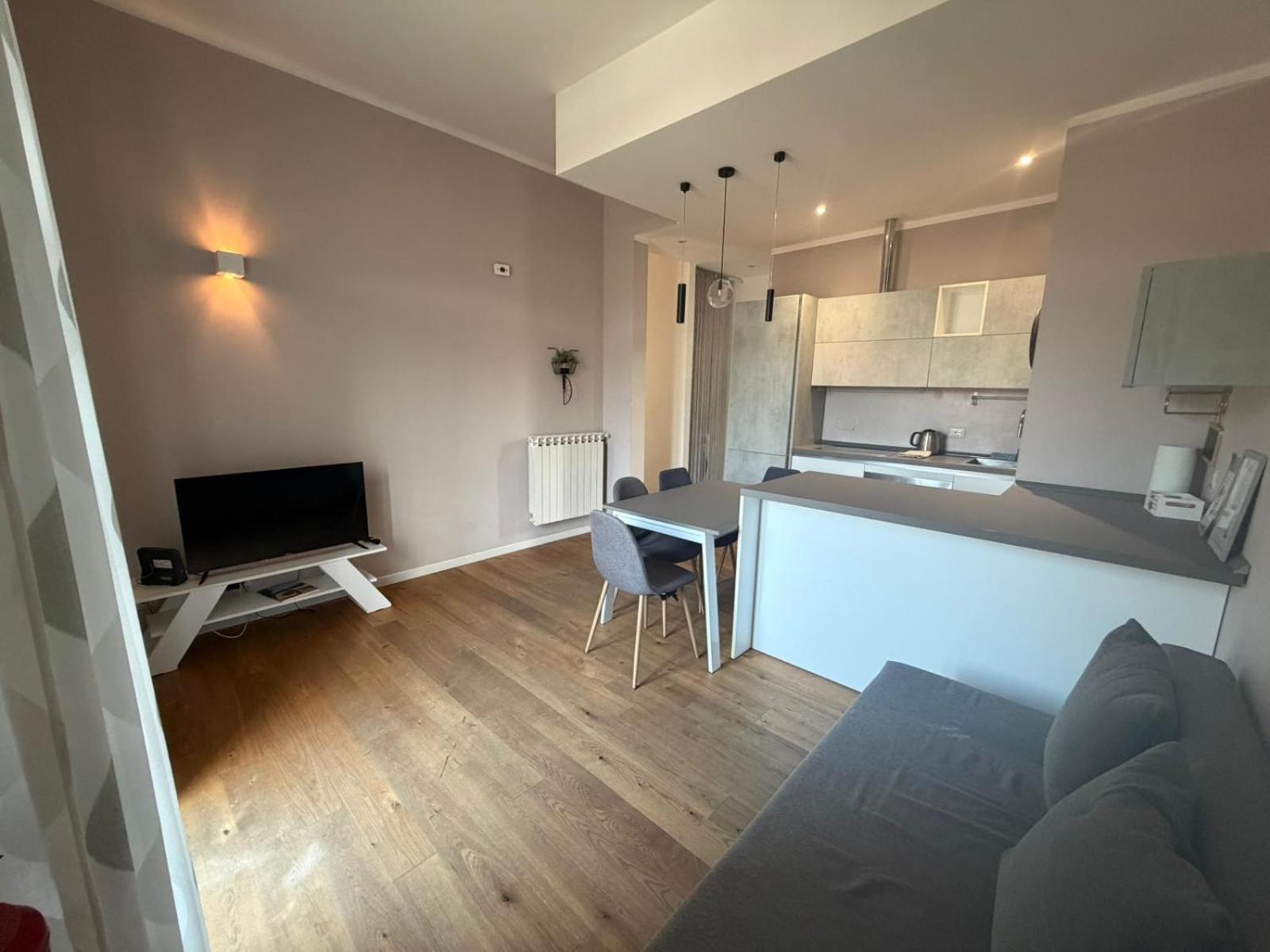 Central And Cosy Apartament, Bologna